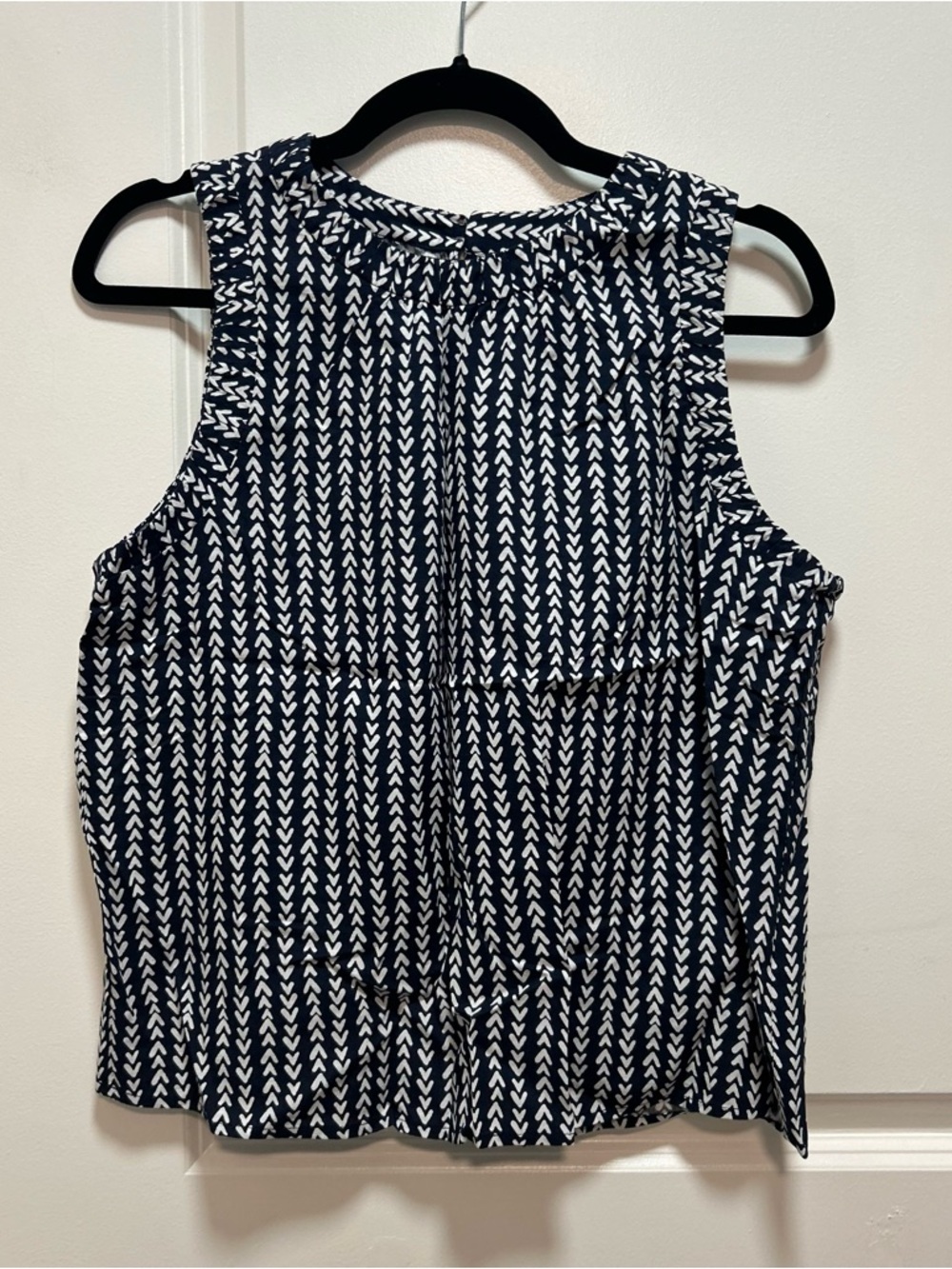 LOFT Navy and White Chevron Sleeveless Camisole
